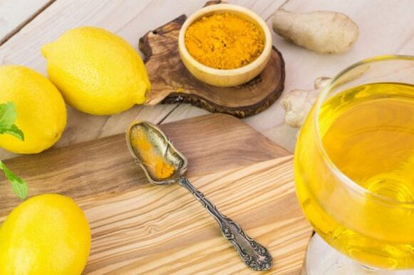 Potoni kuchaytirish uchun limon, zanjabil va zanjirli ichimlik